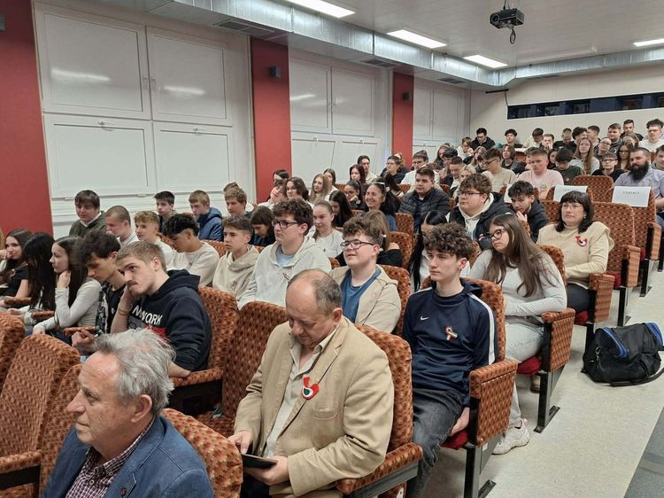 Rendhagyó történelemóra