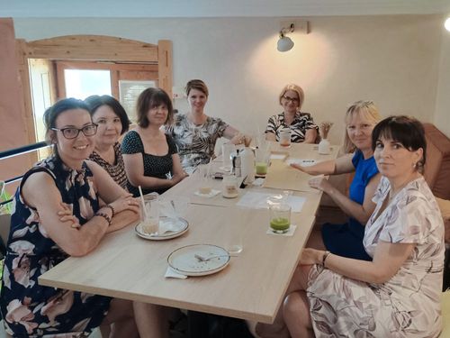 Kihelyezett tanévértékelőt tartott a Humán munkaközösség a Frida Kávéházban